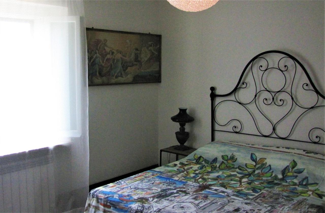 Residenza Storica Con Vista Panoramica Apartment Perugia Luaran gambar